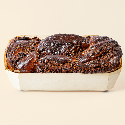 Babka cu Nucă, Ciocolată și Bezea - 900g